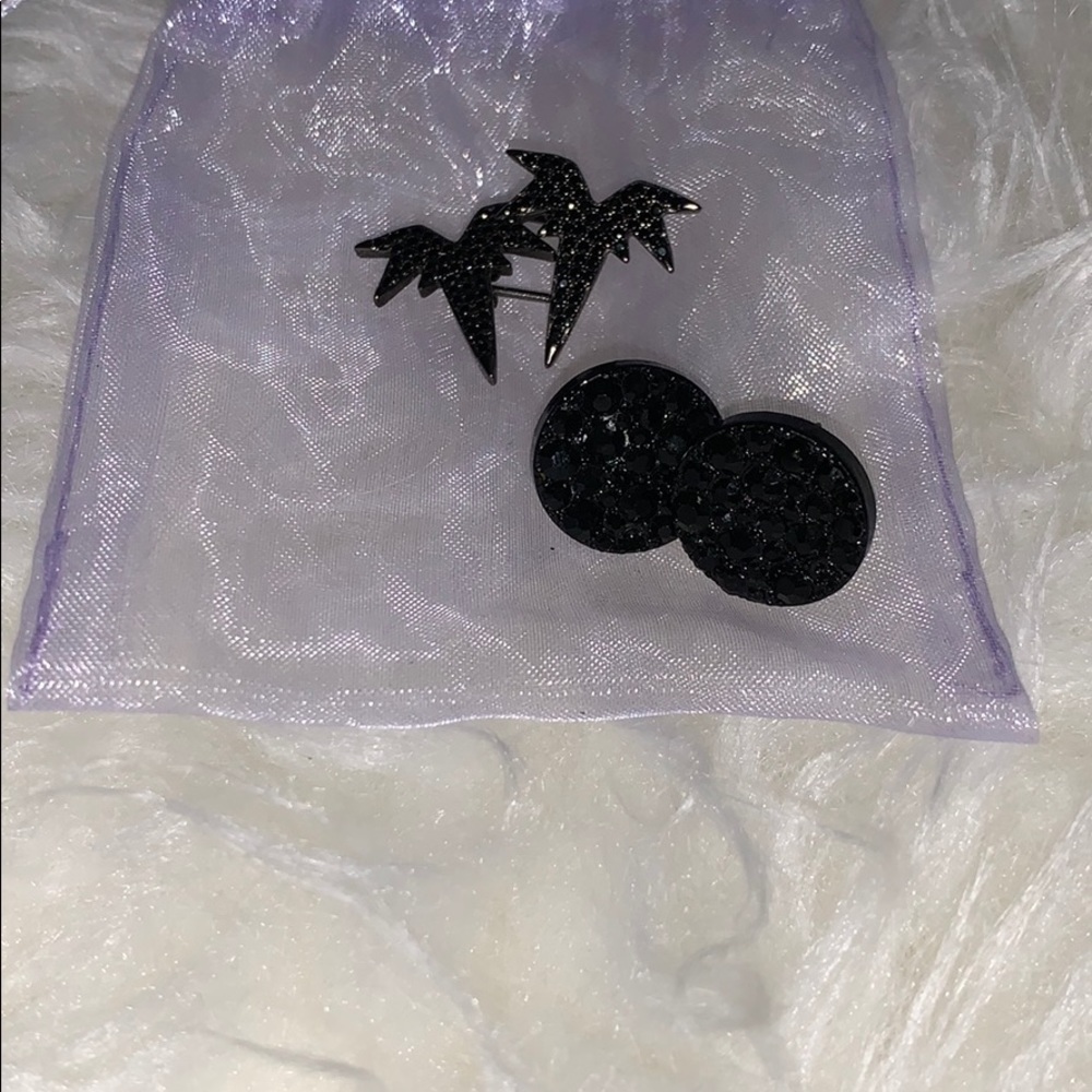 Set of 2 - earrings